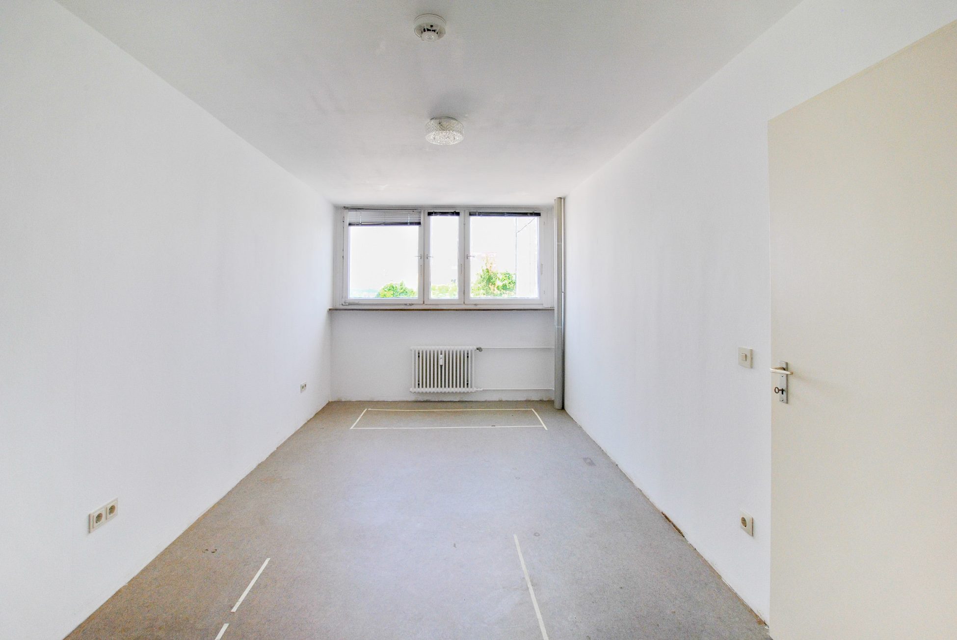 Aigner Immobilien GmbH - Immobilienangebot - 80995 München - Fasanerie-Nord - Etagenwohnung - Wohnen mit Aussicht: Helle 2-Zimmer-Wohnung mit Westbalkon