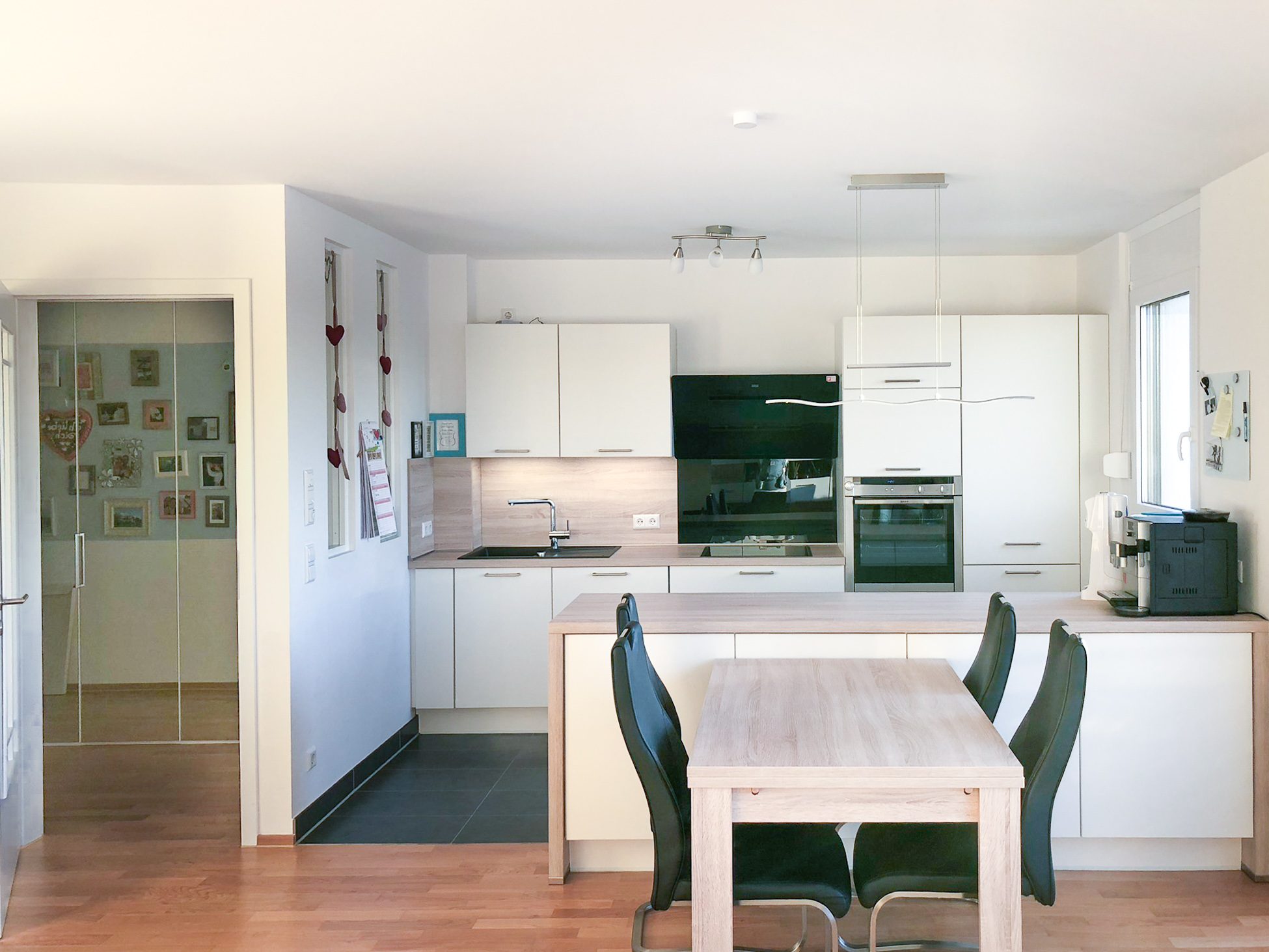 Aigner Immobilien GmbH - Immobilienangebot - 85757 Karlsfeld - Karlsfeld - Etagenwohnung - Moderne 3-Zimmer-Wohnung mit schönem Balkon und guter Infrastruktur in Karlsfeld!