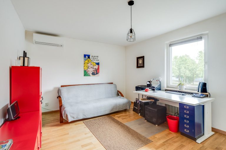 Aigner Immobilien GmbH - Immobilienangebot - 81241 München - Laim - Reiheneckhaus - Modernisiertes Reiheneckhaus mit großem Grundstück - Einziehen und Wohlfühlen!