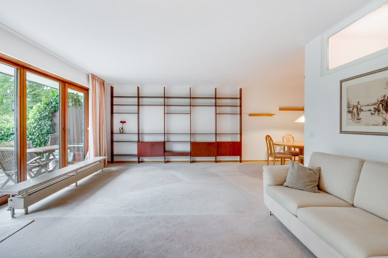 Aigner Immobilien GmbH - Immobilienangebot - 80997 München - Obermenzing - Erdgeschosswohnung - Großzügige 2-Zimmer-Wohnung mit Gartendomizil