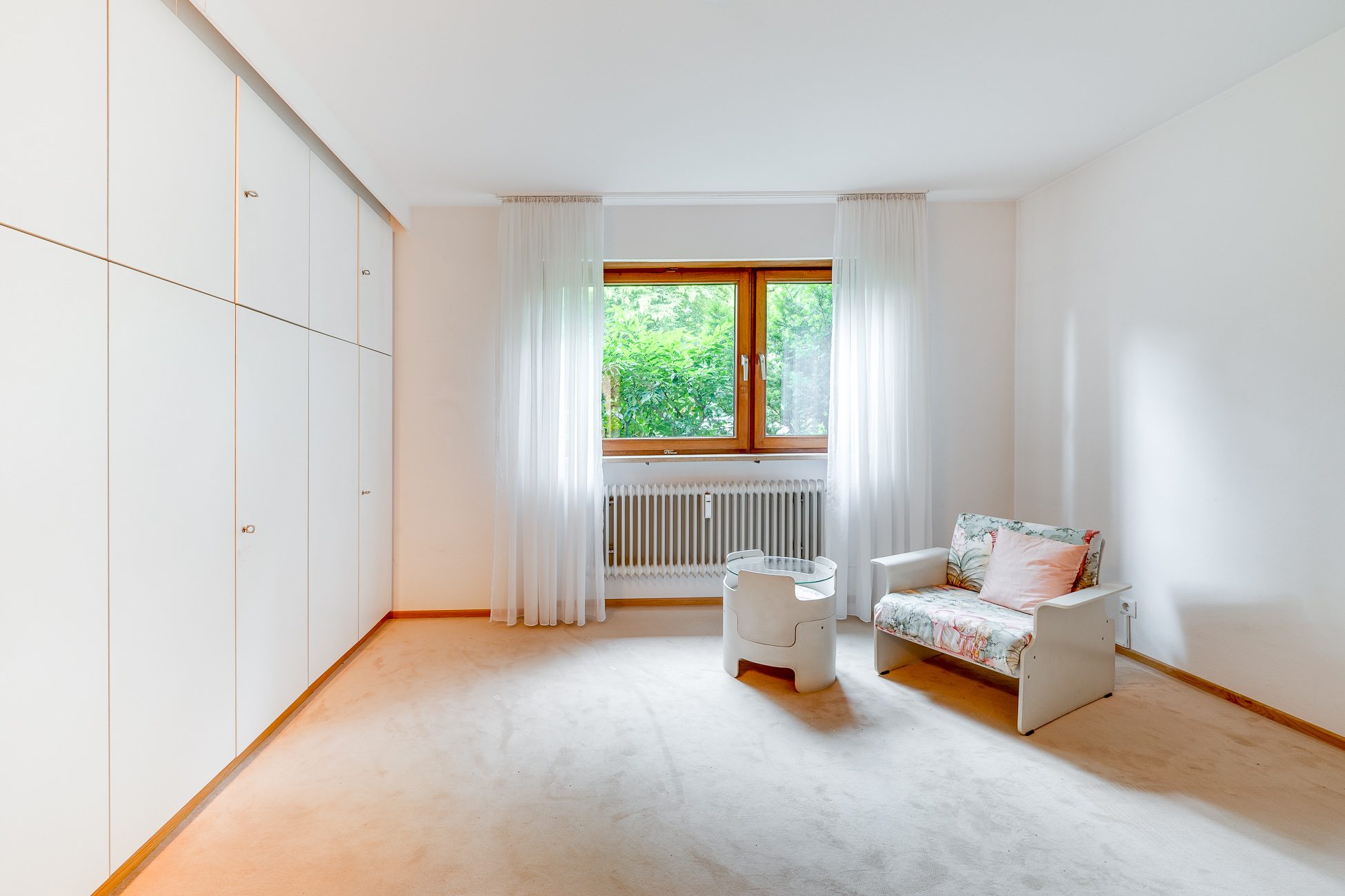Aigner Immobilien GmbH - Immobilienangebot - 80997 München - Obermenzing - Erdgeschosswohnung - Großzügige 2-Zimmer-Wohnung mit Gartendomizil