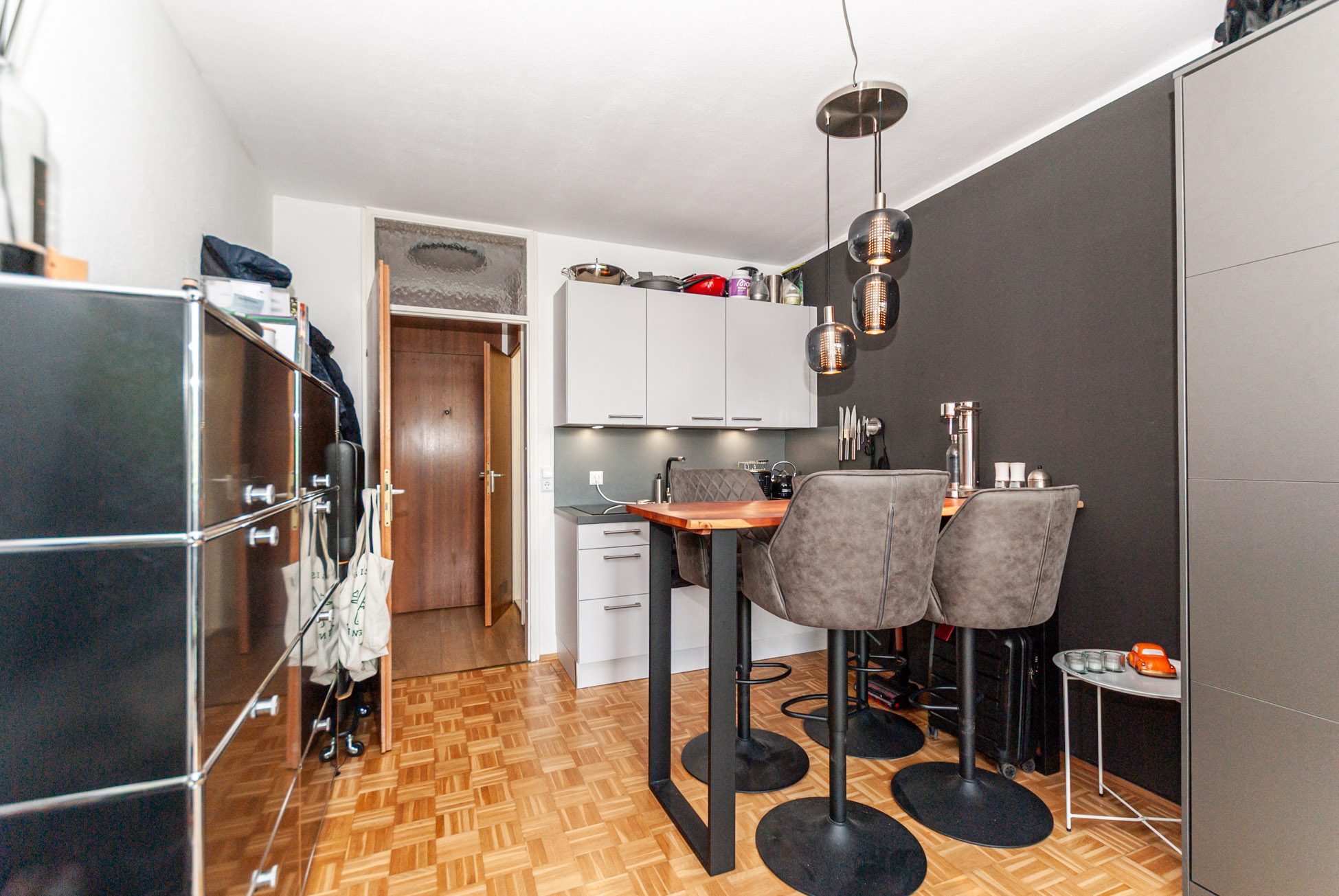 Aigner Immobilien GmbH - Immobilienangebot - 80796 München - Schwabing - Wohnungen - Vermietete 1-Zimmer-Wohnung mit Balkon in Bester Lage
