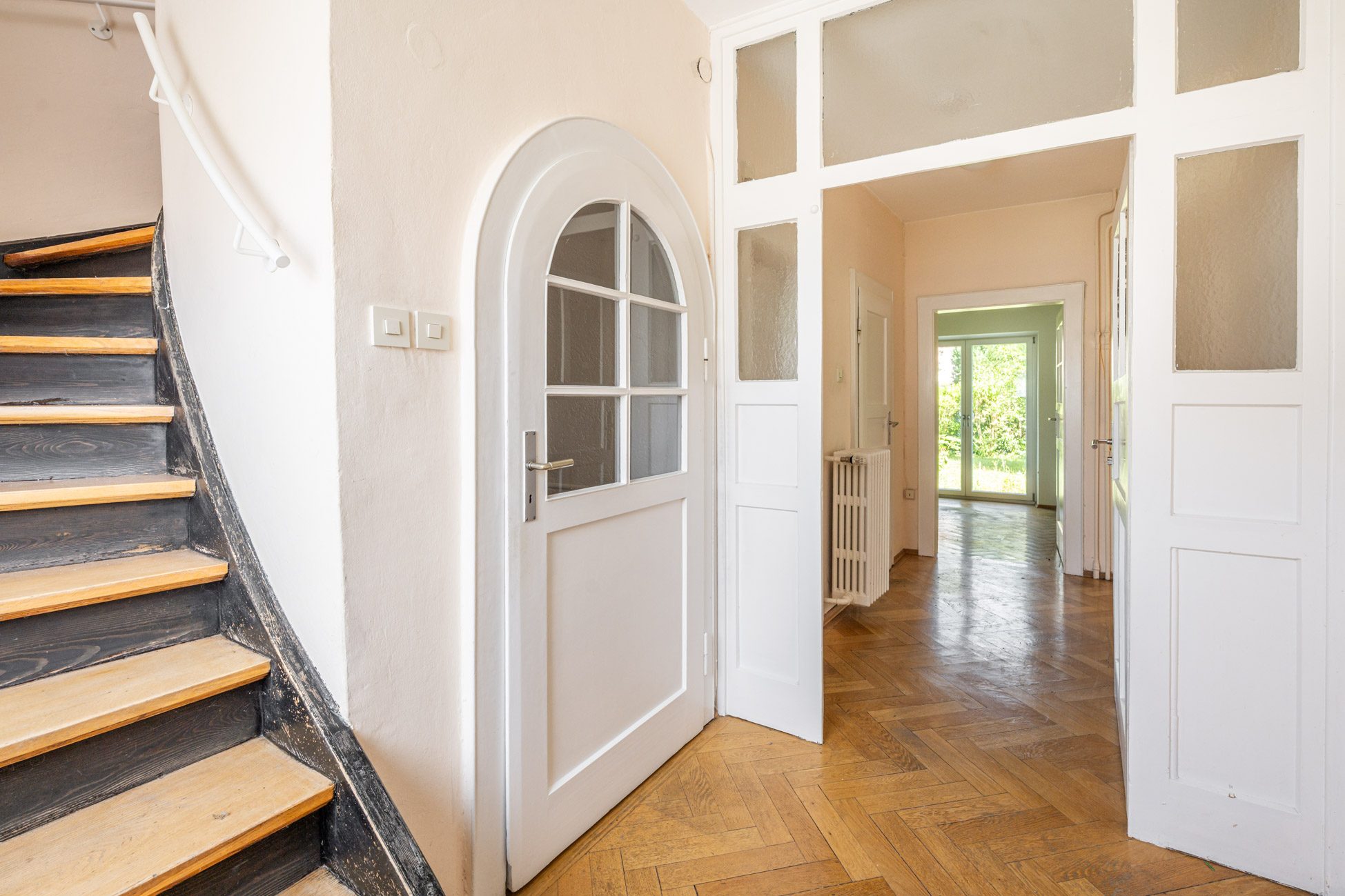 Aigner Immobilien GmbH - Immobilienangebot - 80686 München - Laim - Einfamilienhaus - Charmante Rarität im Kaffeemühlenstil – Einfamilienhaus mit Potenzial aus den 1930er Jahren