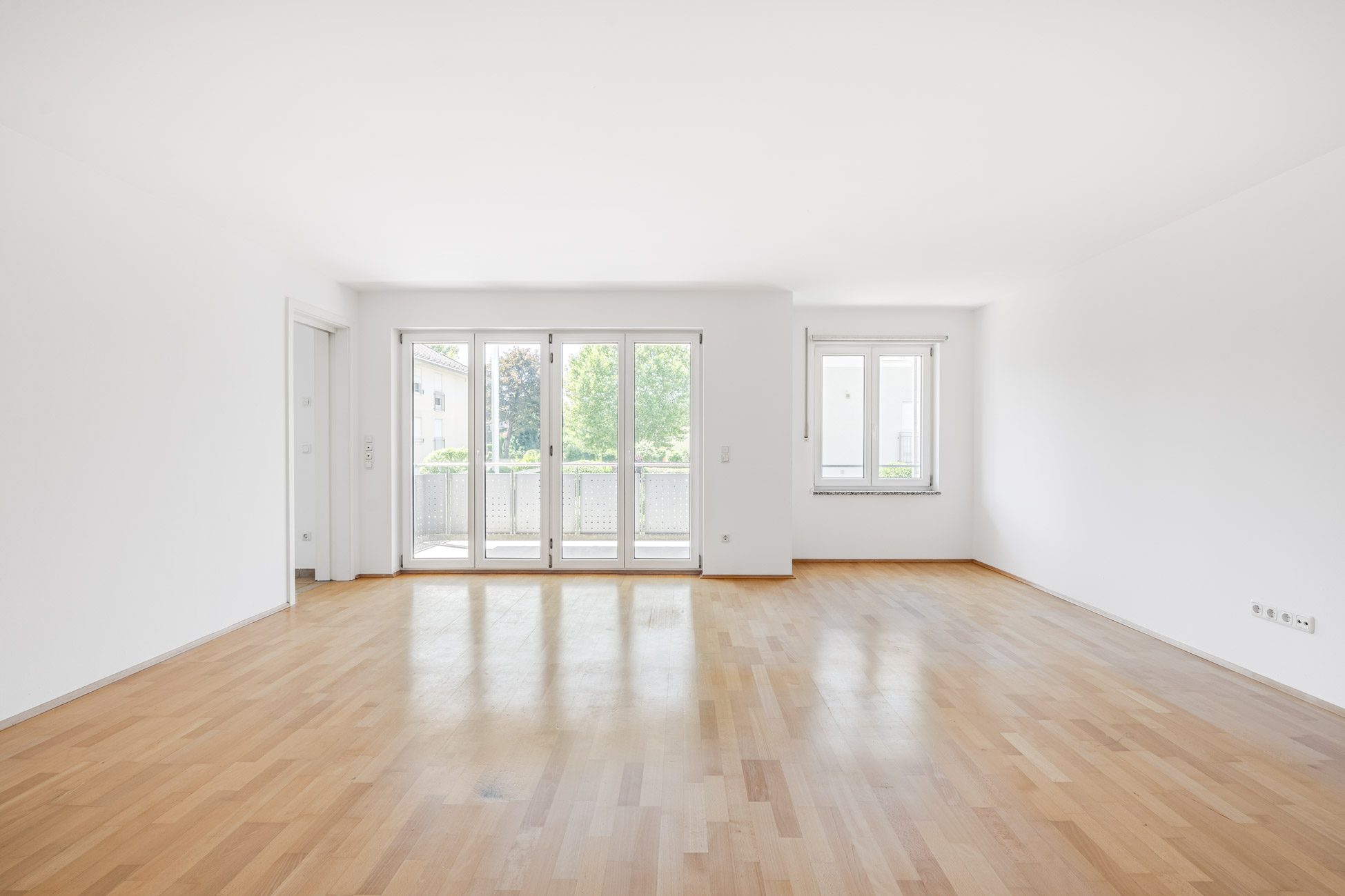 Aigner Immobilien GmbH - Immobilienangebot - 85221 Dachau - Dachau-Stadt - Etagenwohnung - Sehr gut geschnittene 4-Zimmer Wohnung mit Balkon in zentraler Lage in Dachau!