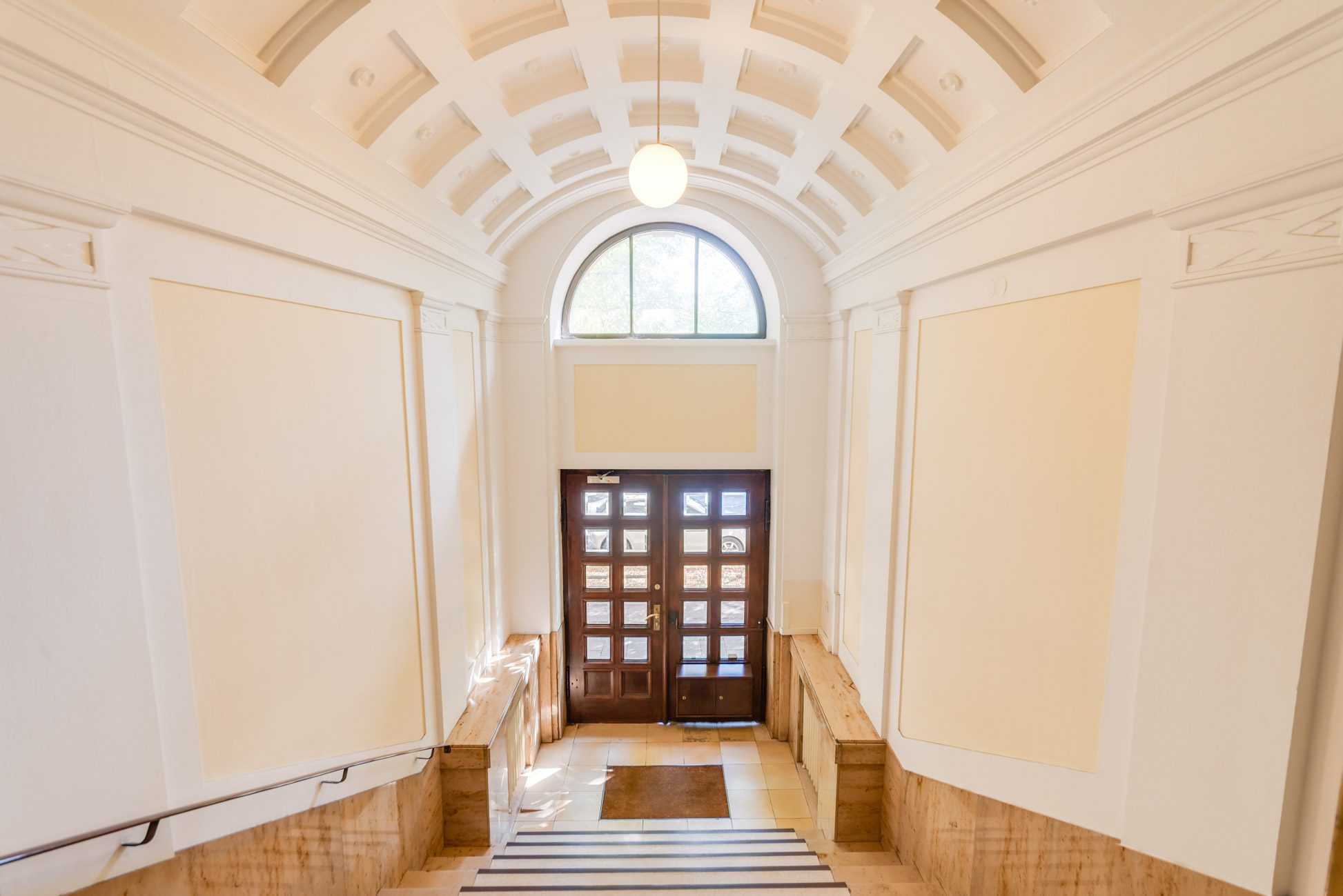 Aigner Immobilien GmbH - Immobilienangebot - 80637 München - Neuhausen - Büro / Praxis / Ausstellungsräume - Am Rotkreuzplatz - Repräsentative Bürofläche in historischem Verlagshaus