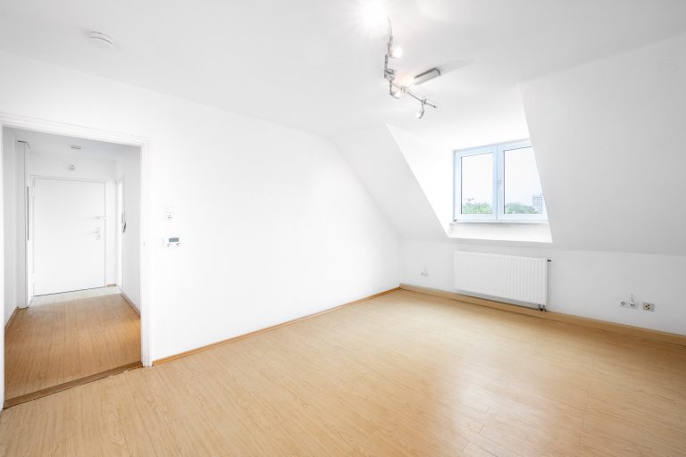 Aigner Immobilien GmbH - Immobilienangebot - 80804 München - Schwabing-West - Dachgeschosswohnung - Attraktive Dachgeschosswohnung mit Blick über die Dächer Schwabings