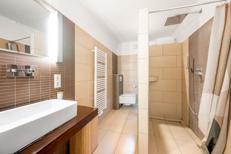Aigner Immobilien GmbH - Immobilienangebot - 81669 München - Ramersdorf - Etagenwohnung - Gut angebundene 2,5-Zimmer-Wohnung mit Westbalkon in München-Ramersdorf
