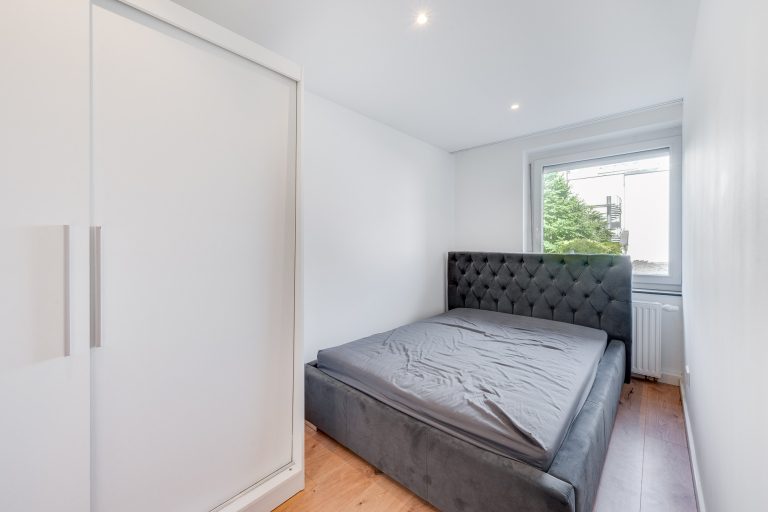 Aigner Immobilien GmbH - Immobilienangebot - 80333 München - Maxvorstadt - Etagenwohnung - Exklusive 2-Zi.-Whg. mit Balkon und Tageslichtbad direkt am Königsplatz