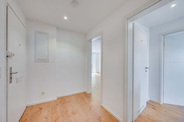 Aigner Immobilien GmbH - Immobilienangebot - 80333 München - Maxvorstadt - Etagenwohnung - Exklusive 2-Zi.-Whg. mit Balkon und Tageslichtbad direkt am Königsplatz