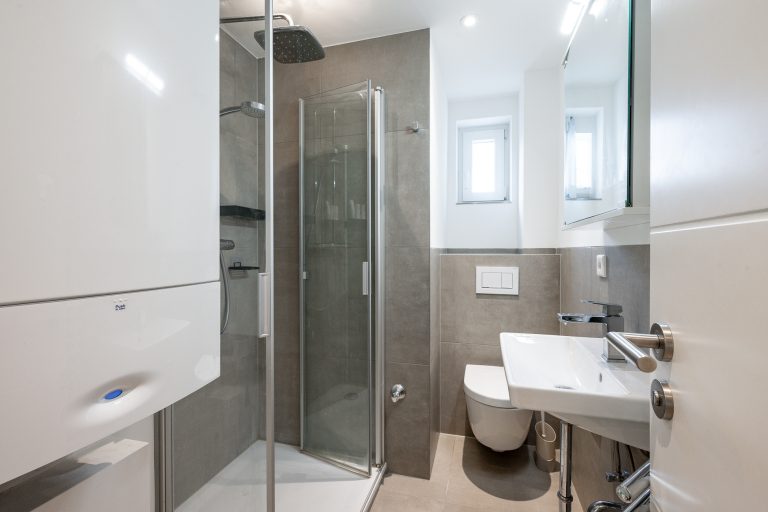 Aigner Immobilien GmbH - Immobilienangebot - 80333 München - Maxvorstadt - Etagenwohnung - Exklusive 2-Zi.-Whg. mit Balkon und Tageslichtbad direkt am Königsplatz