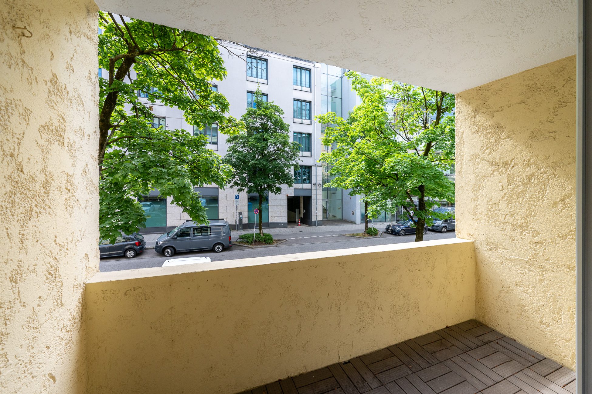 Aigner Immobilien GmbH - Immobilienangebot - 80333 München - Maxvorstadt - Etagenwohnung - Exklusive 2-Zi.-Whg. mit Balkon und Tageslichtbad direkt am Königsplatz