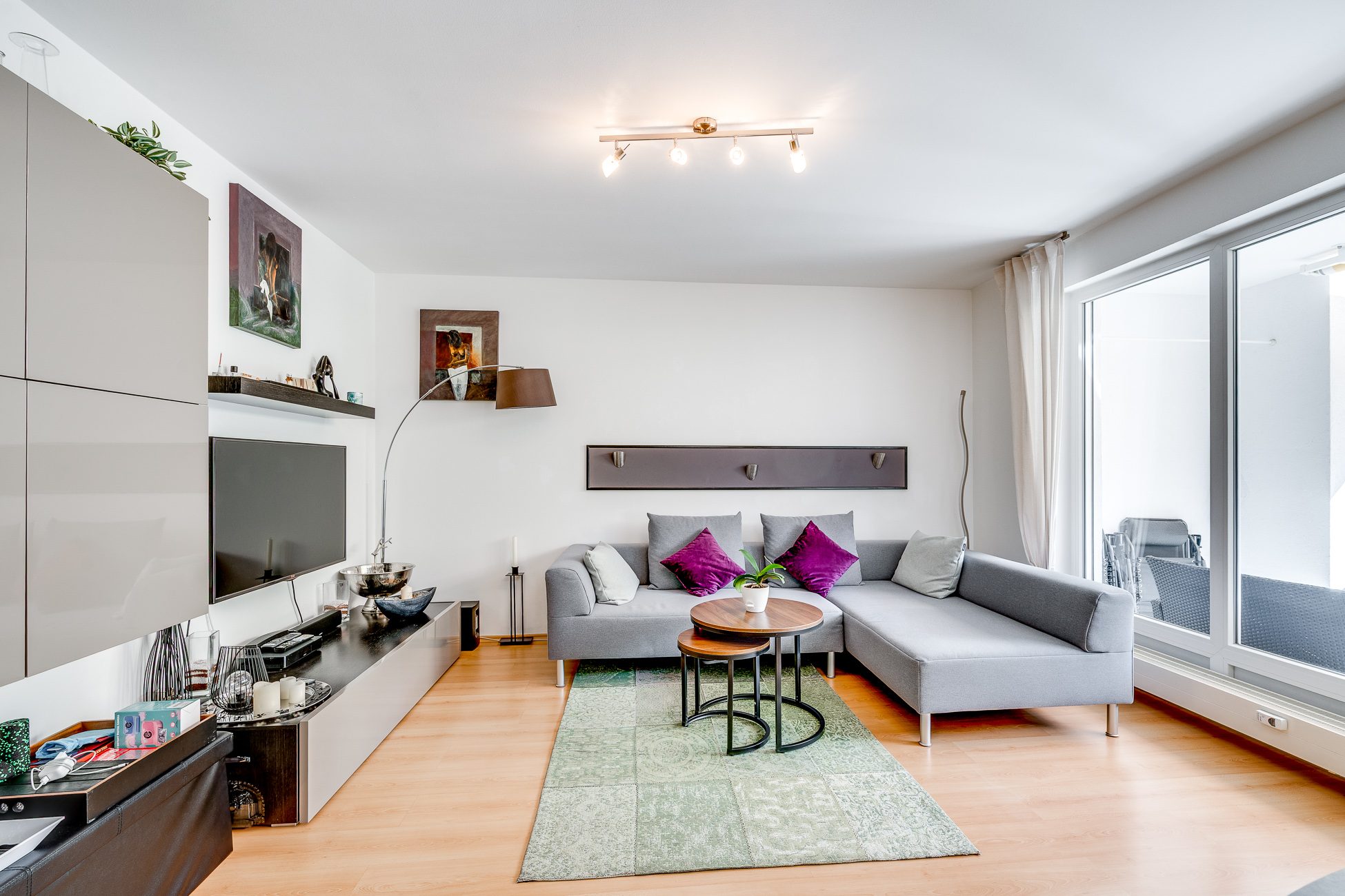 Aigner Immobilien GmbH - Immobilienangebot - 81379 München - Obersendling - Erdgeschosswohnung - Zentral wohnen, grün genießen: 2-Zimmer-Wohnung mit 2 Terrassen