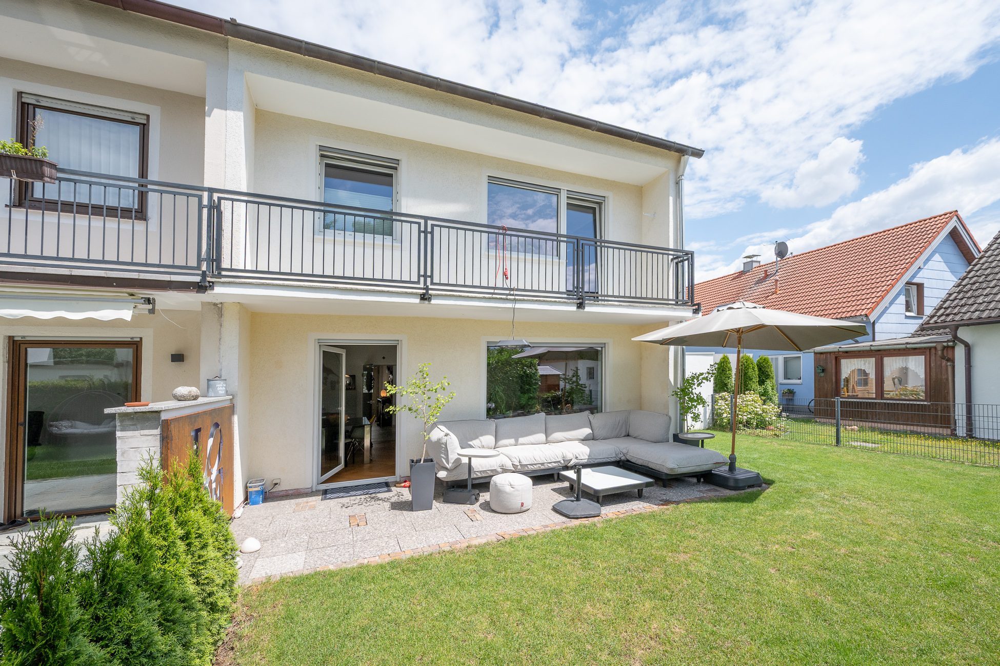 Aigner Immobilien GmbH - Immobilienangebot - 85609 Aschheim - Aschheim - Doppelhaushälfte - Attraktive Doppelhaushälfte mit Garten – modernisiert und bereit zum Einziehen!