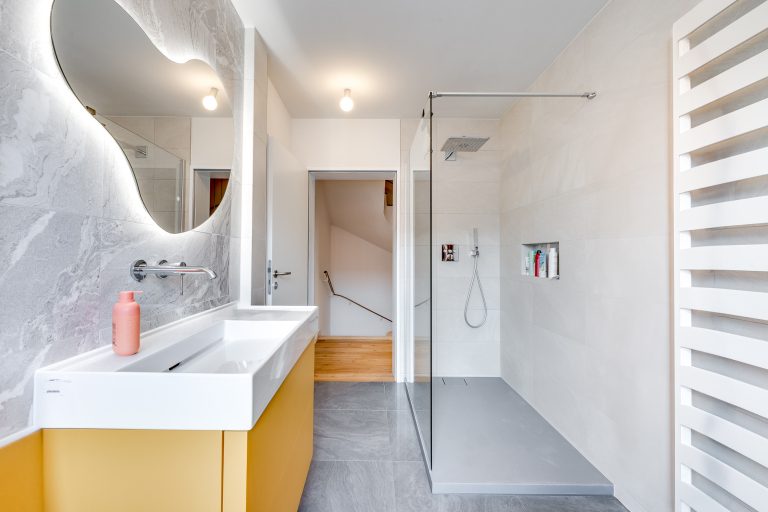 Aigner Immobilien GmbH - Immobilienangebot - 85609 Aschheim - Aschheim - Doppelhaushälfte - Attraktive Doppelhaushälfte mit Garten – modernisiert und bereit zum Einziehen!