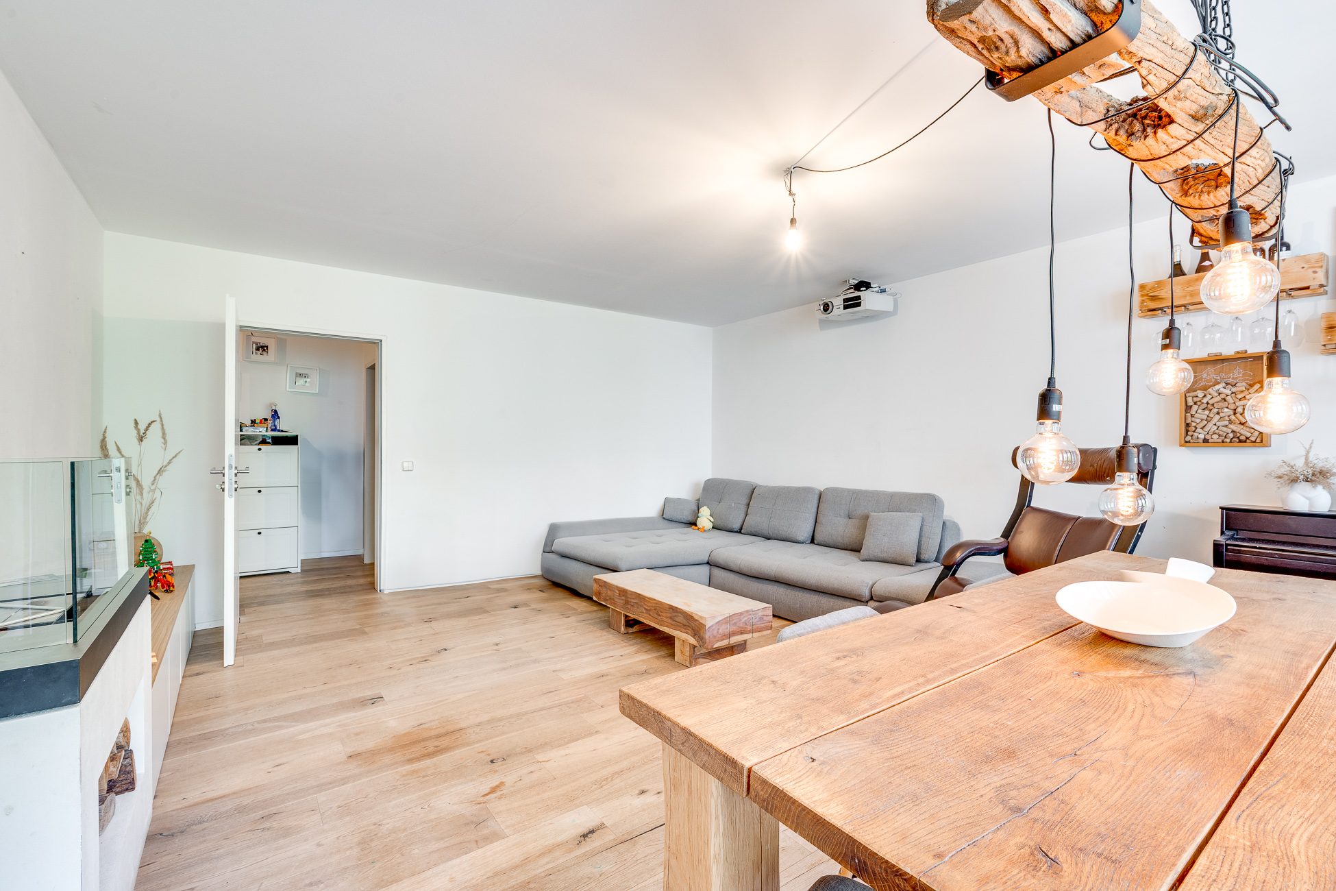 Aigner Immobilien GmbH - Immobilienangebot - 80637 München - Neuhausen - Etagenwohnung - Familienfreundliche 3,5 Zimmer Wohnung unmittelbar am Olympiapark