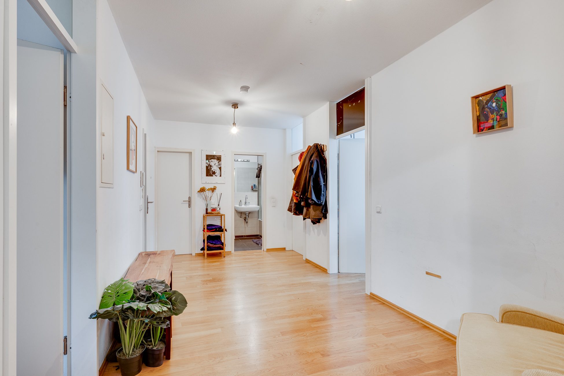 Aigner Immobilien GmbH - Immobilienangebot - 80799 München - Maxvorstadt - Etagenwohnung - 4-Zimmer-Wohnung mit idealer Aufteilung und Balkon zwischen altem nördlichem Friedhof und Siegestor
