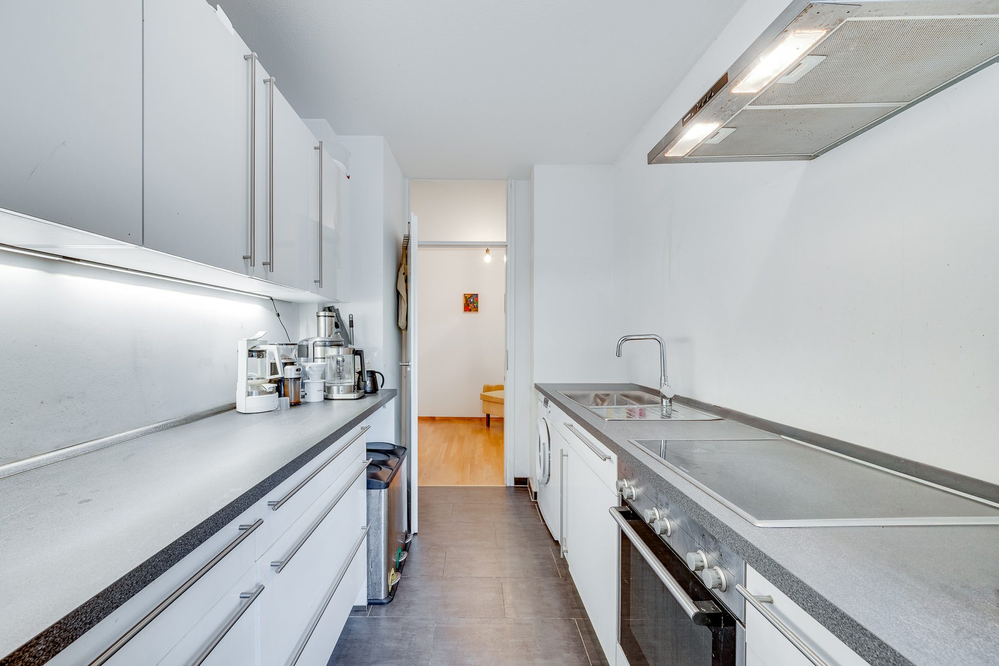 Aigner Immobilien GmbH - Immobilienangebot - 80799 München - Maxvorstadt - Etagenwohnung - 4-Zimmer-Wohnung mit idealer Aufteilung und Balkon zwischen altem nördlichem Friedhof und Siegestor