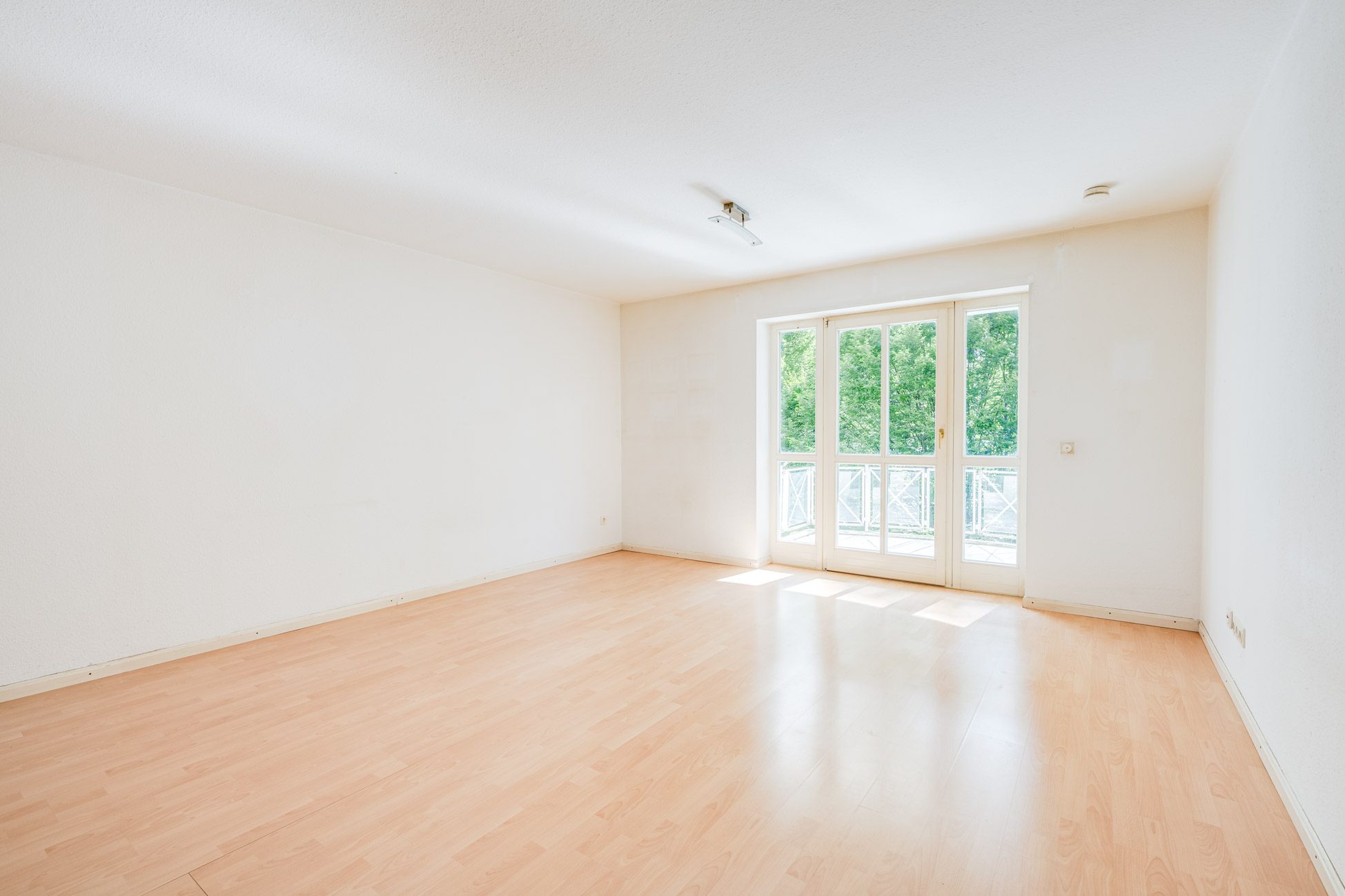 Aigner Immobilien GmbH - Immobilienangebot - 80809 München - Schwabing - Etagenwohnung - Ruhig, grün und optimal angebunden - Apartment mit Balkon am Luitpoldpark