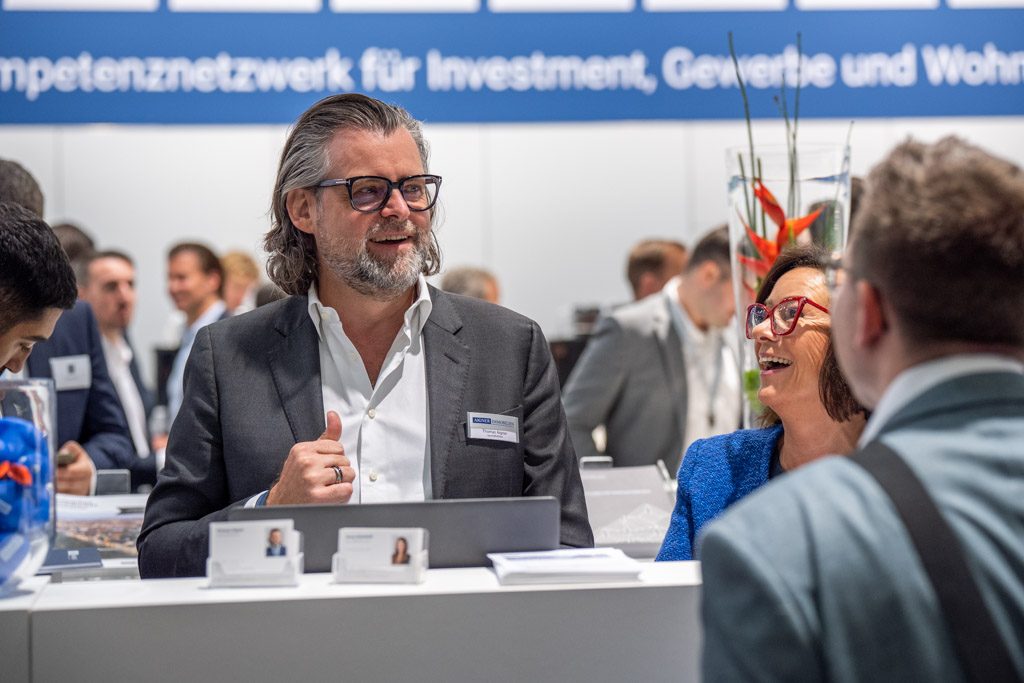Expo Real 2025: Thomas Aigner am Messestand