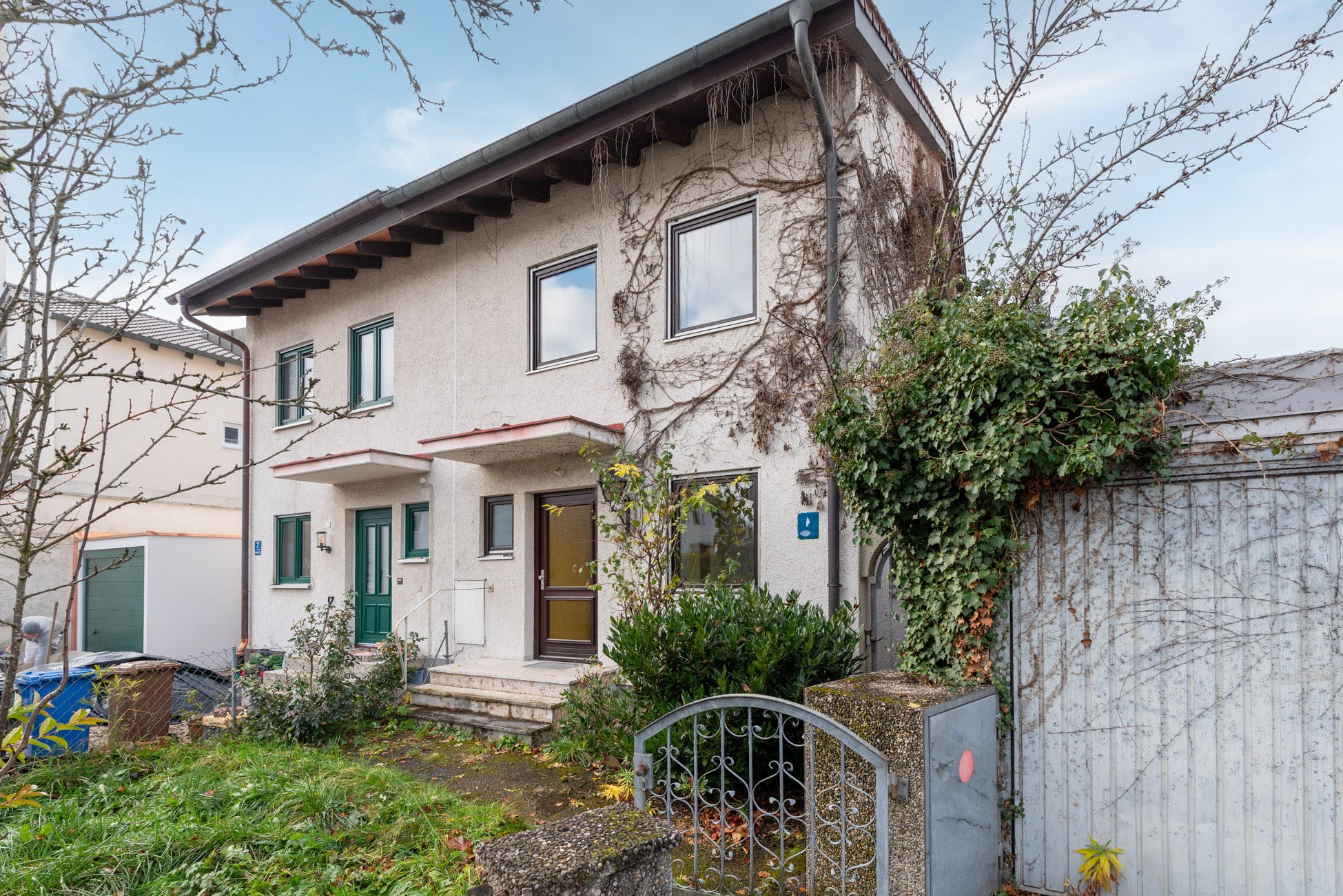 Aigner Immobilien GmbH - Immobilienangebot - 81243 München - Aubing - Doppelhaushälfte - Sanierungsbedürftige Doppelhaushälfte auf großzügigem Grundstück in ruhiger Lage Aubings