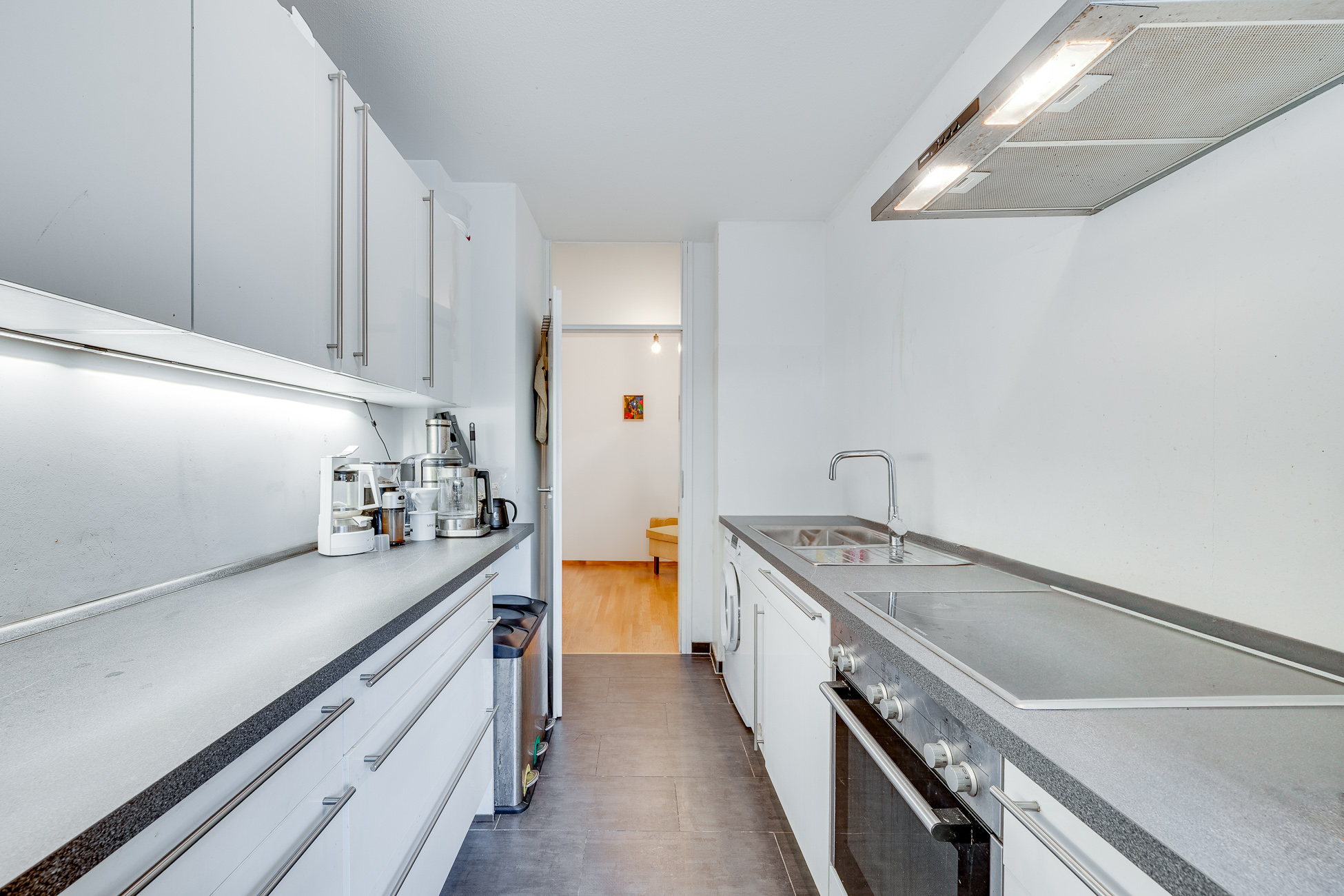 Aigner Immobilien GmbH - Immobilienangebot - 80799 München - Maxvorstadt - Etagenwohnung - 4-Zi.-Wohnung mit idealer Aufteilung & Balkon direkt am Univiertel!