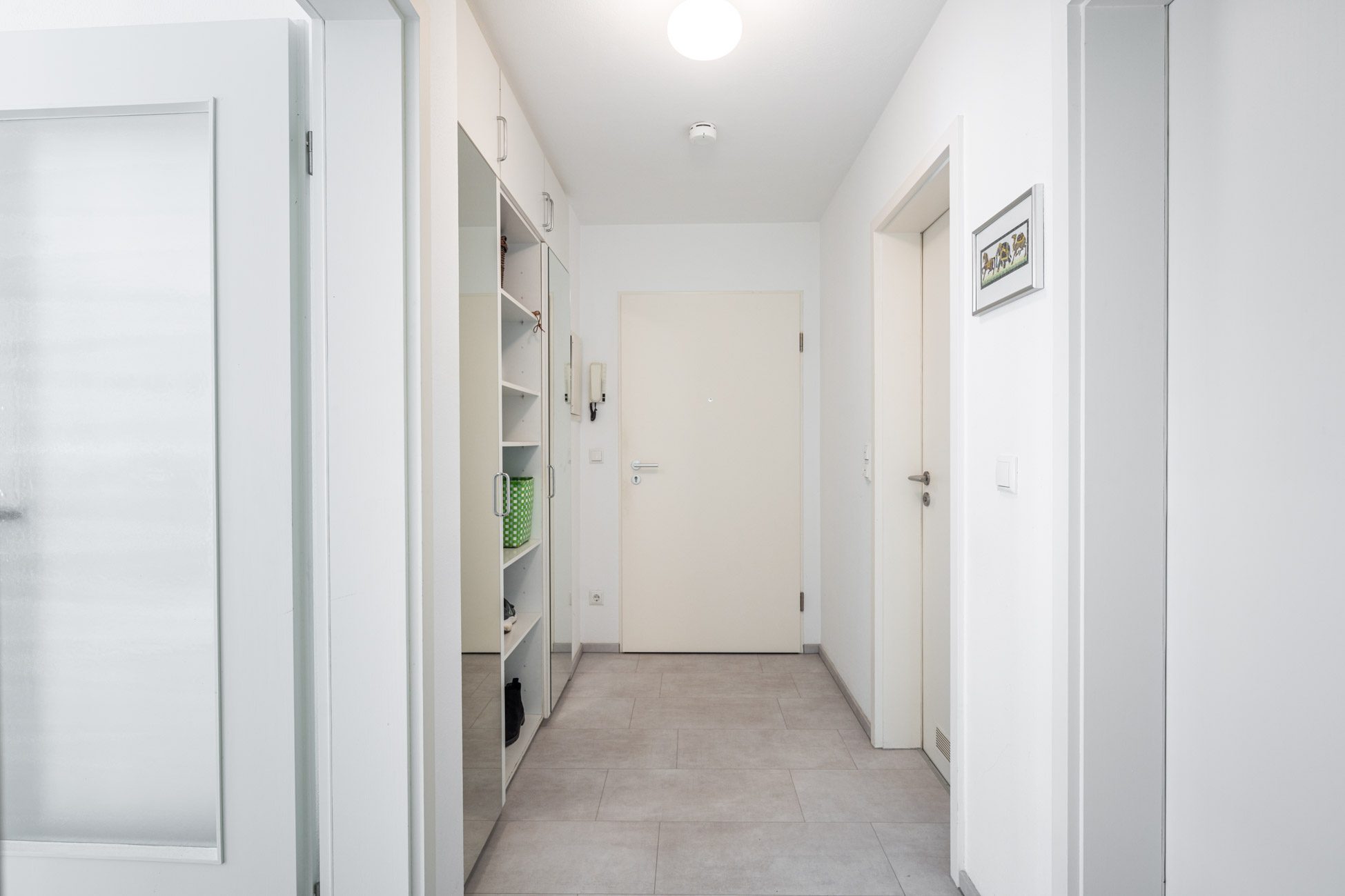 Aigner Immobilien GmbH - Immobilienangebot - 81249 München - Lochhausen - Erdgeschosswohnung - Domizil für Gartenliebhaber mit rund 140m² Wohn-/Nutzfläche und über 800m² Garten