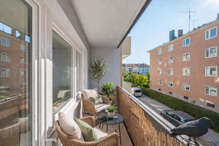 Aigner Immobilien GmbH - Immobilienangebot - 80686 München - Laim - Etagenwohnung - Solide vermietete 2,5-Zimmer-Wohnung mit Westbalkon nahe Laimer Platz