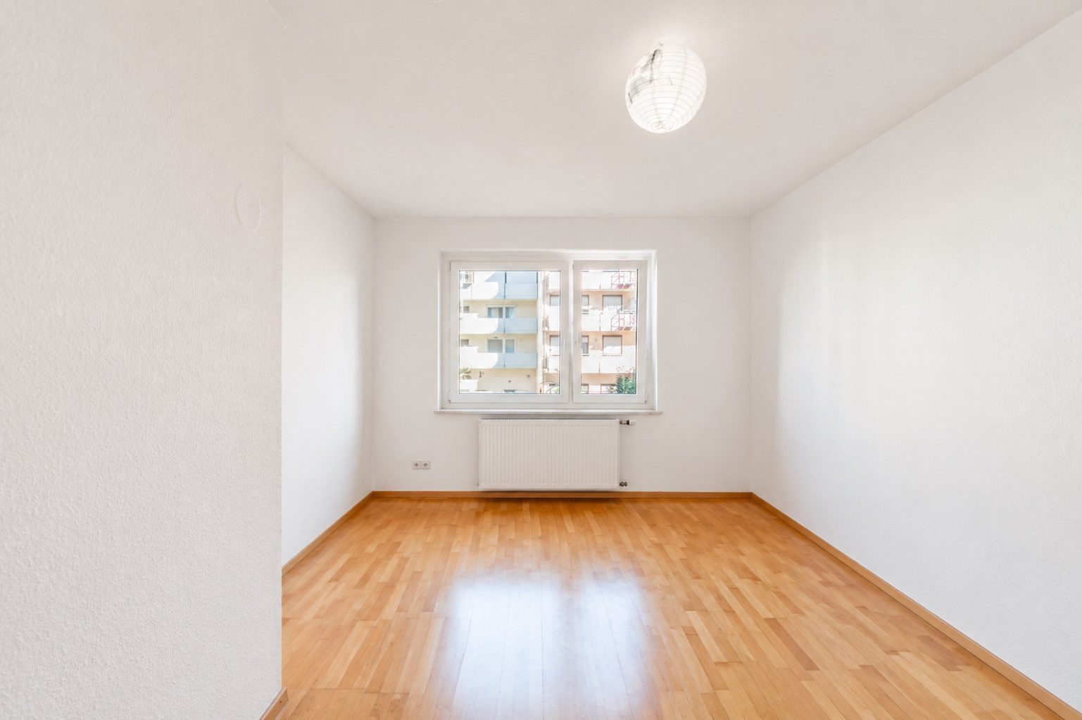 Aigner Immobilien GmbH - Immobilienangebot - 80686 München - Laim - Etagenwohnung - Solide vermietete 2,5-Zimmer-Wohnung mit Westbalkon nahe Laimer Platz