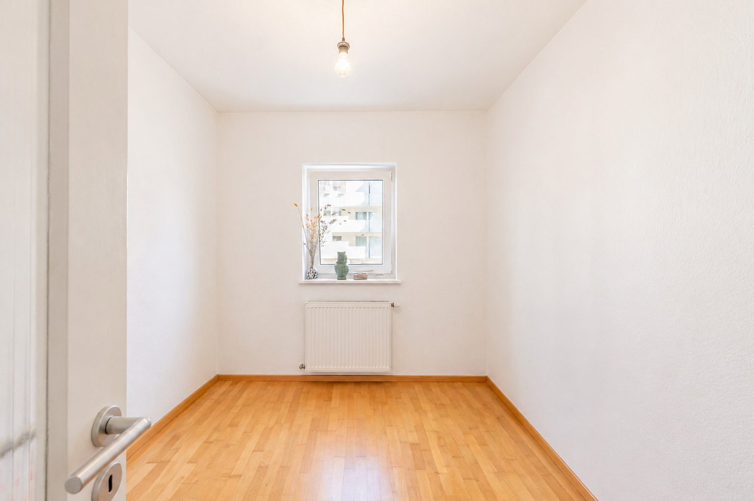 Aigner Immobilien GmbH - Immobilienangebot - 80686 München - Laim - Etagenwohnung - Solide vermietete 2,5-Zimmer-Wohnung mit Westbalkon nahe Laimer Platz