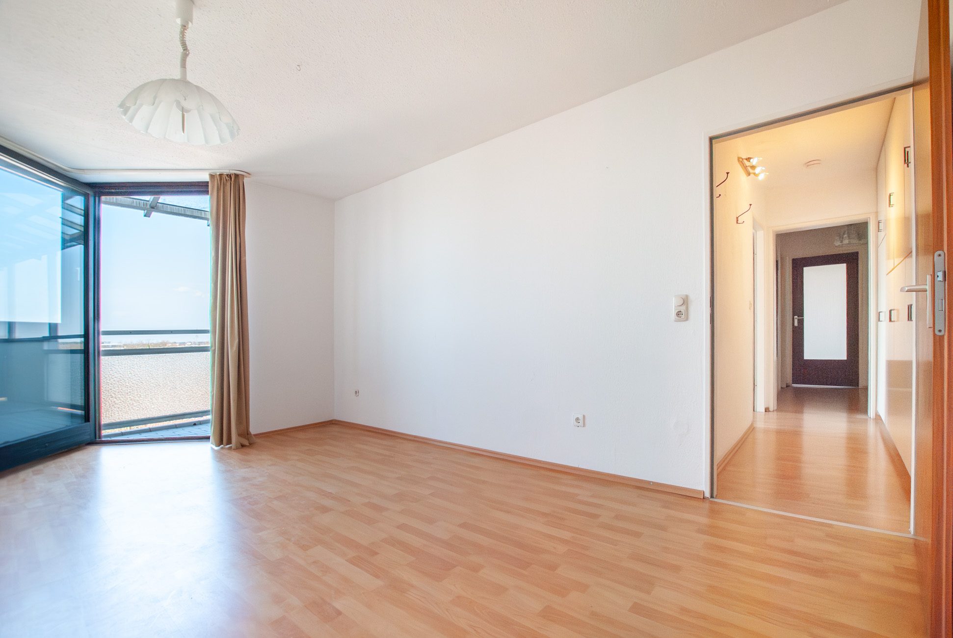 Aigner Immobilien GmbH - Immobilienangebot - 85716 Unterschleißheim - Unterschleißheim - Dachgeschosswohnung - Helle 3-Zimmer-Dachgeschosswohnung in großstadtnaher Lage