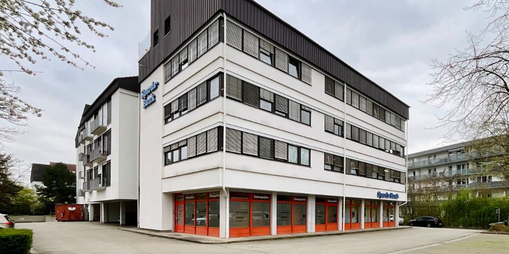 Moderne Gewerbeimmobilie mit zeitgemäßer Architektur in München