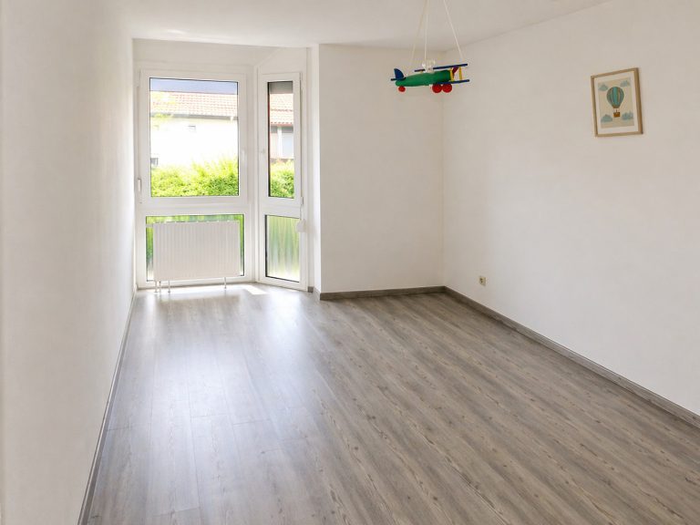 Aigner Immobilien GmbH - Immobilienangebot - 81245 München - Obermenzing - Reihenhaus - Ihr neues Zuhause in Pasing: RMH mit 5 Zimmern, sonnigem Westgarten und Parkplatz