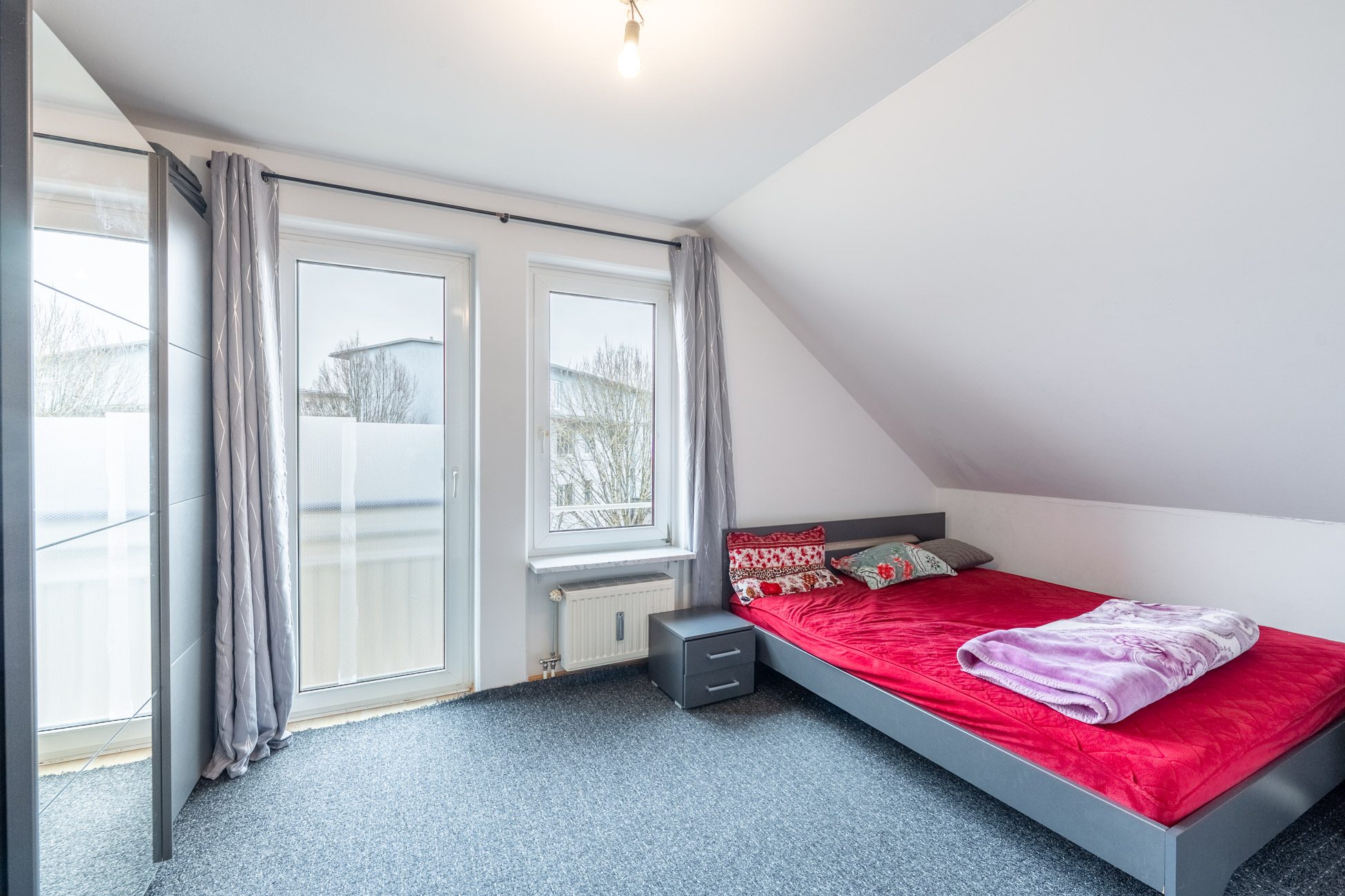 Aigner Immobilien GmbH - Immobilienangebot - 81375 München - Großhadern - Dachgeschosswohnung - Charmante 3-Zimmer-Dachgeschosswohnung mit Südterrasse