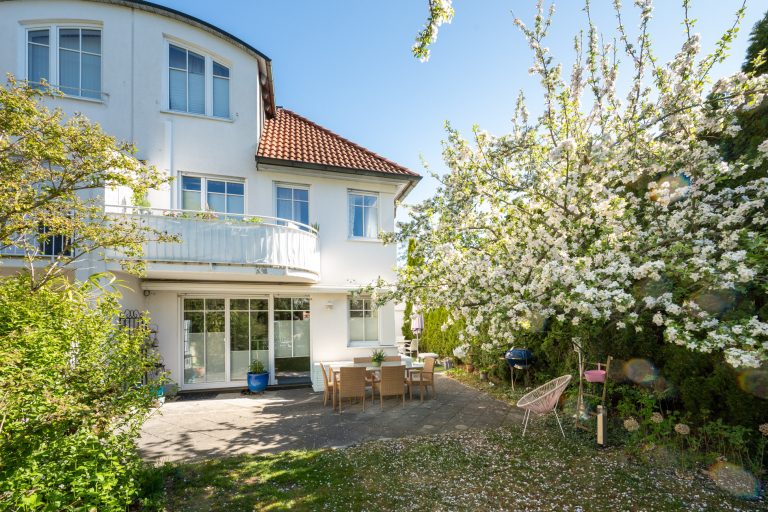 Aigner Immobilien GmbH - Immobilienangebot - 81475 München - Forstenried - Doppelhaushälfte - Familienfreundlich wohnen - Naturnah Leben!