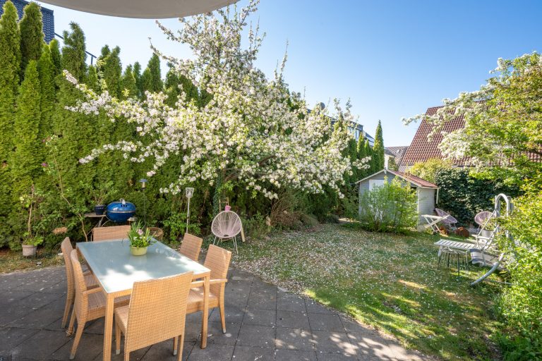 Aigner Immobilien GmbH - Immobilienangebot - 81475 München - Forstenried - Doppelhaushälfte - Familienfreundlich wohnen - Naturnah Leben!