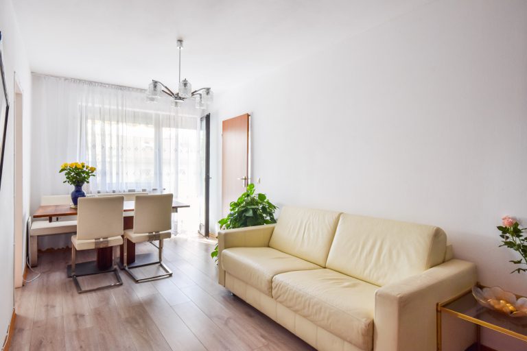 Aigner Immobilien GmbH - Immobilienangebot - 81737 München - Perlach - Etagenwohnung - Erbbaurecht: Charmante 1,5-Zimmer-Wohnung mit Balkon und Tiefgaragenstellplatz