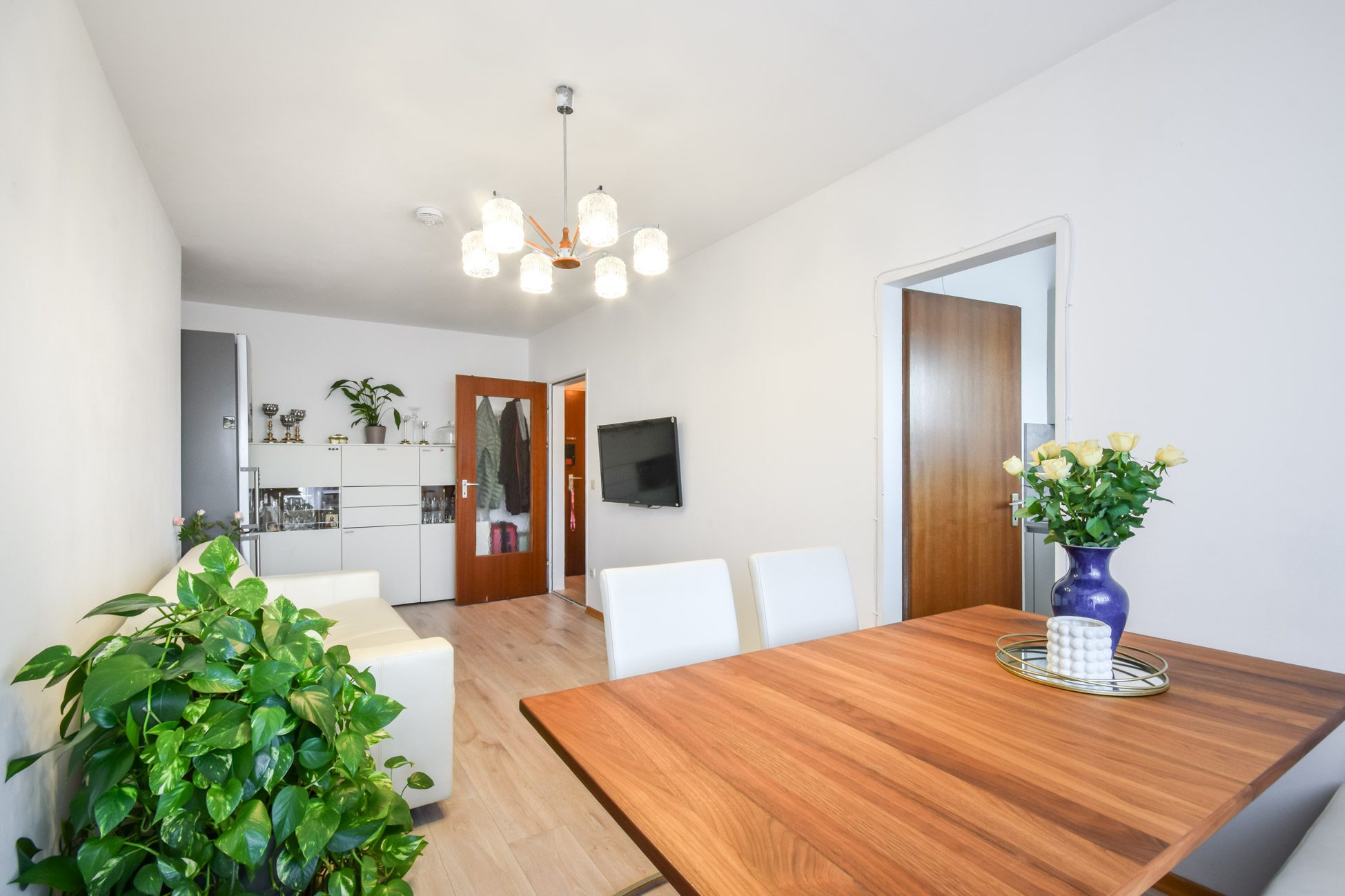 Aigner Immobilien GmbH - Immobilienangebot - 81737 München - Perlach - Etagenwohnung - Erbbaurecht: Charmante 1,5-Zimmer-Wohnung mit Balkon und Tiefgaragenstellplatz