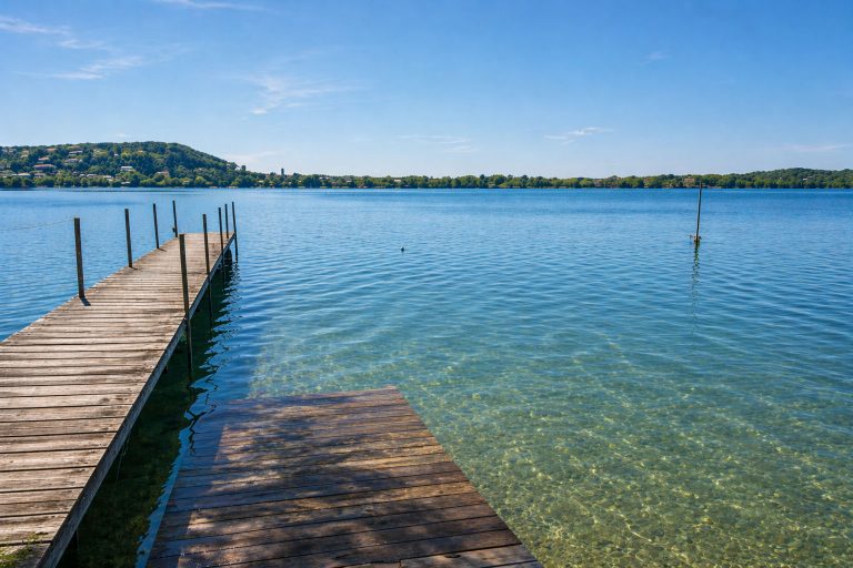 Aigner Immobilien GmbH - Immobilienangebot - 82237 Wörthsee - Wörthsee - Einfamilienhaus - DAS HAUS A M SEE - Einzigartiges Anwesen mit Bootshaus und Steg