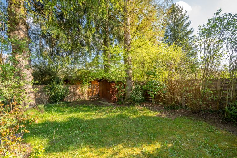 Aigner Immobilien GmbH - Immobilienangebot - 81249 München - Lochhausen - Etagenwohnung - Traumhafte 3-Zimmer-Wohnung mit eigenem Gartenanteil