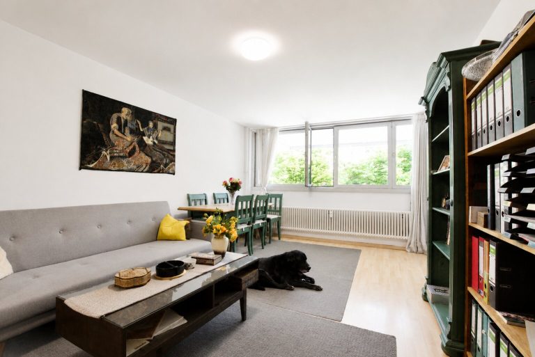 Aigner Immobilien GmbH - Immobilienangebot - 80993 München - Moosach - Erdgeschosswohnung - Attraktive 2,5-Zimmer-Wohnung mit durchdachtem Grundriss und modernisiertem Bad