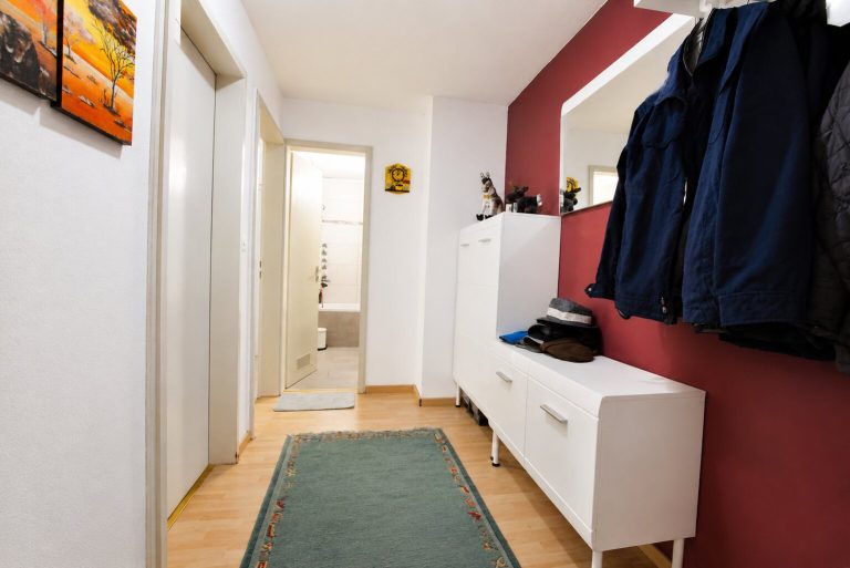 Aigner Immobilien GmbH - Immobilienangebot - 80993 München - Moosach - Erdgeschosswohnung - Attraktive 2,5-Zimmer-Wohnung mit durchdachtem Grundriss und modernisiertem Bad