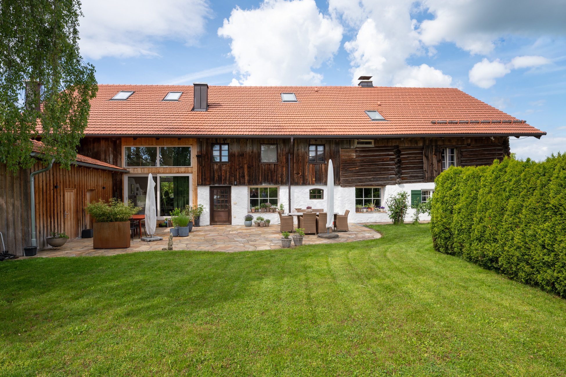 Aigner Immobilien GmbH - Immobilienangebot - 82405 Wessobrunn - Weilheim i.OB - Zweifamilienhaus - Traumhaftes, kernsaniertes Bauernhaus in Wessobrunn
