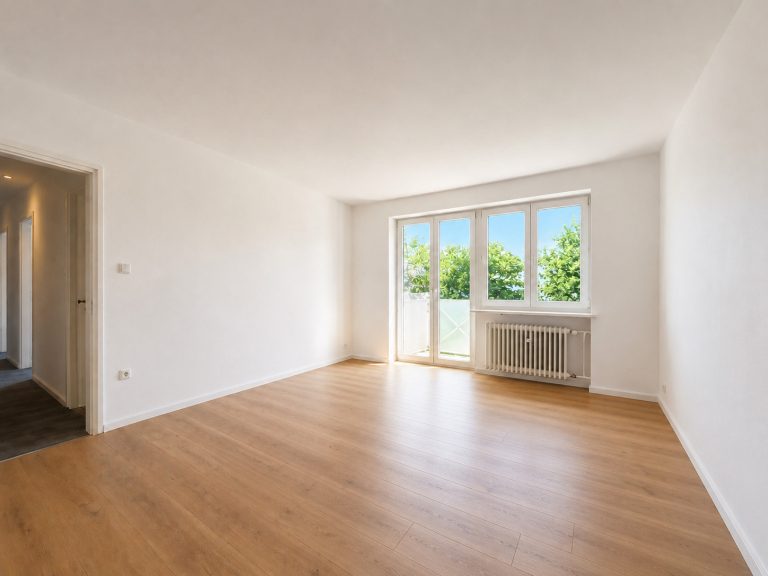 Aigner Immobilien GmbH - Immobilienangebot - 80992 München - Moosach - Dachgeschosswohnung - Helle 3-Zimmer-Dachgeschosswohnung in beliebter Lage Moosachs