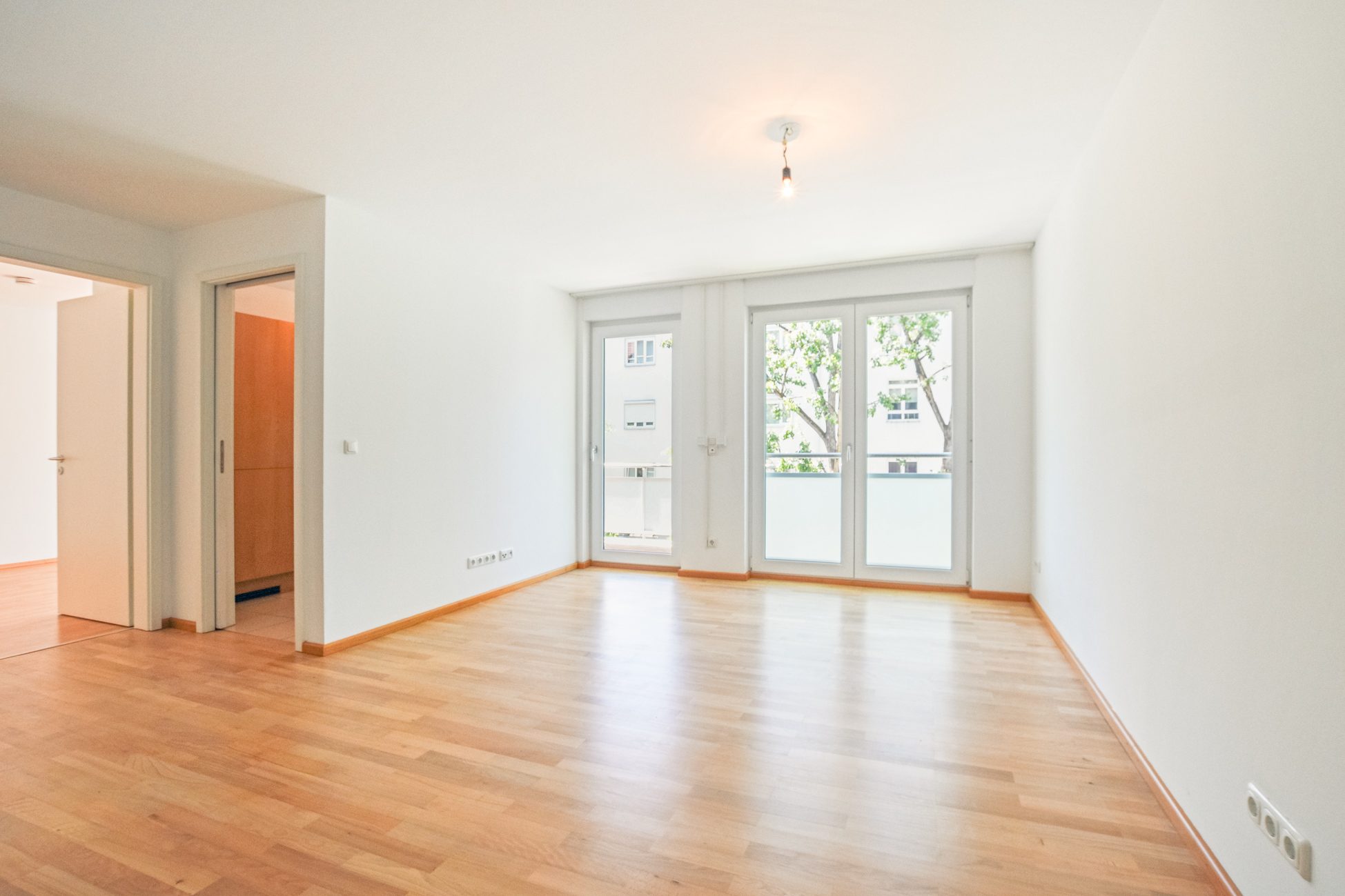 Aigner Immobilien GmbH - Immobilienangebot - 81373 München - Westpark - Etagenwohnung - Charmante 2-Zimmer-Wohnung in Sendling-Westpark mit sonnigem Westbalkon