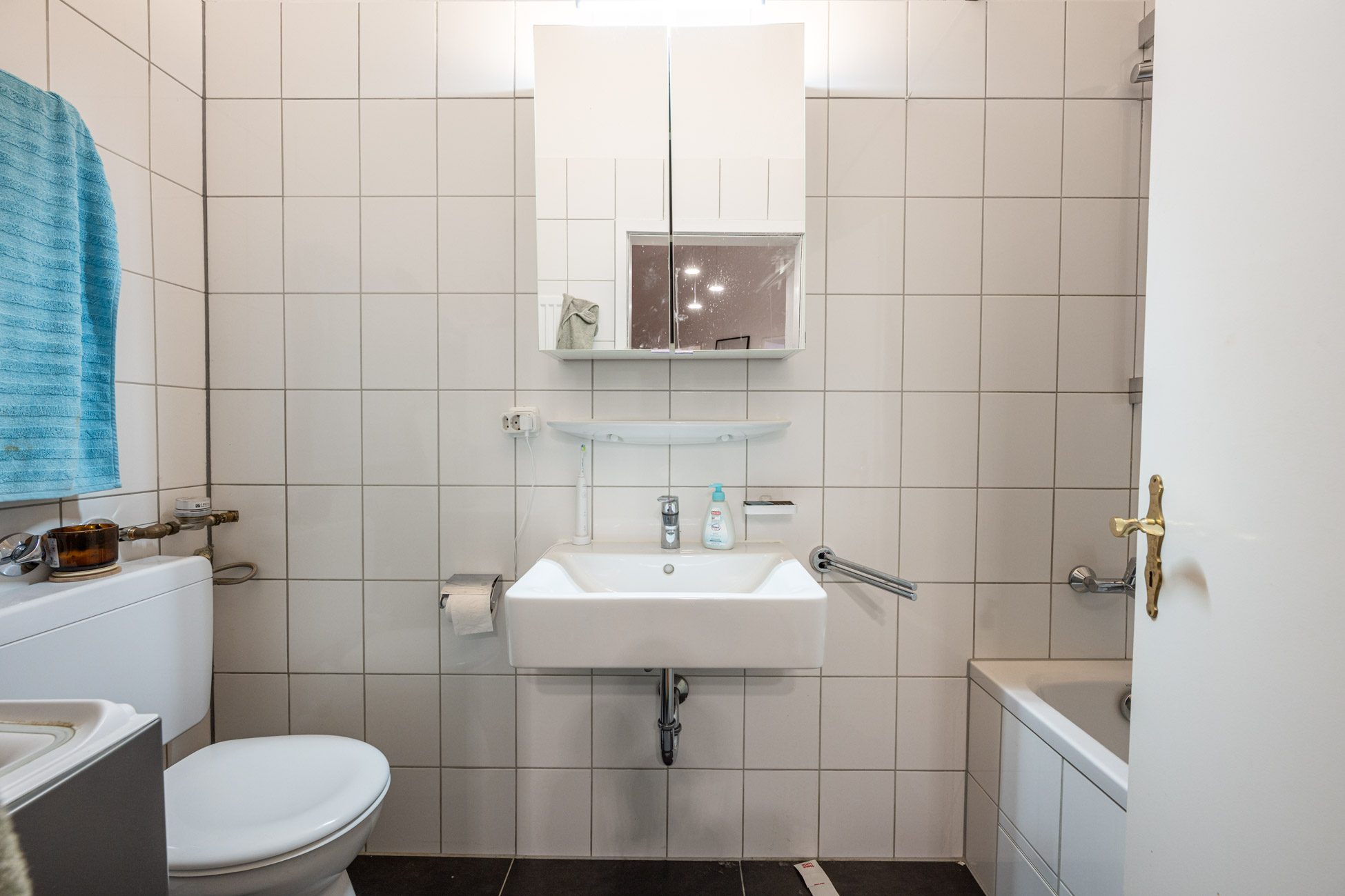 Aigner Immobilien GmbH - Immobilienangebot - 80636 München - Neuhausen - Etagenwohnung - Zeitnah bezugsfreie, charmante 3-Zimmer-Altbauwohnung in Neuhausen