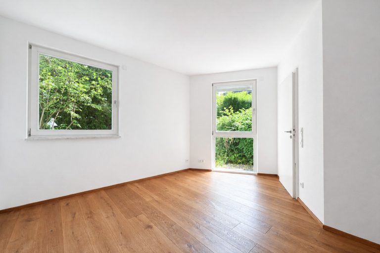 Aigner Immobilien GmbH - Immobilienangebot - 81479 München - Solln - Erdgeschosswohnung - Helle Gartenwohnung mit sonniger Terrasse und Blick ins Grüne