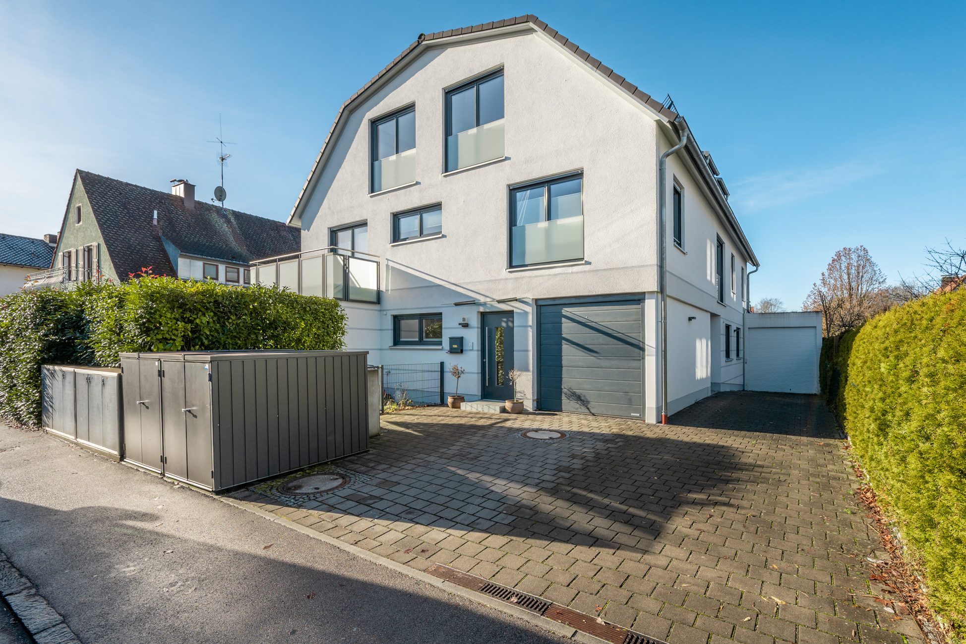 Aigner Immobilien GmbH - Immobilienangebot - 81477 München - Solln - Doppelhaushälfte - Exklusives Wohnen in Solln – Moderne Doppelhaushälfte in Toplage