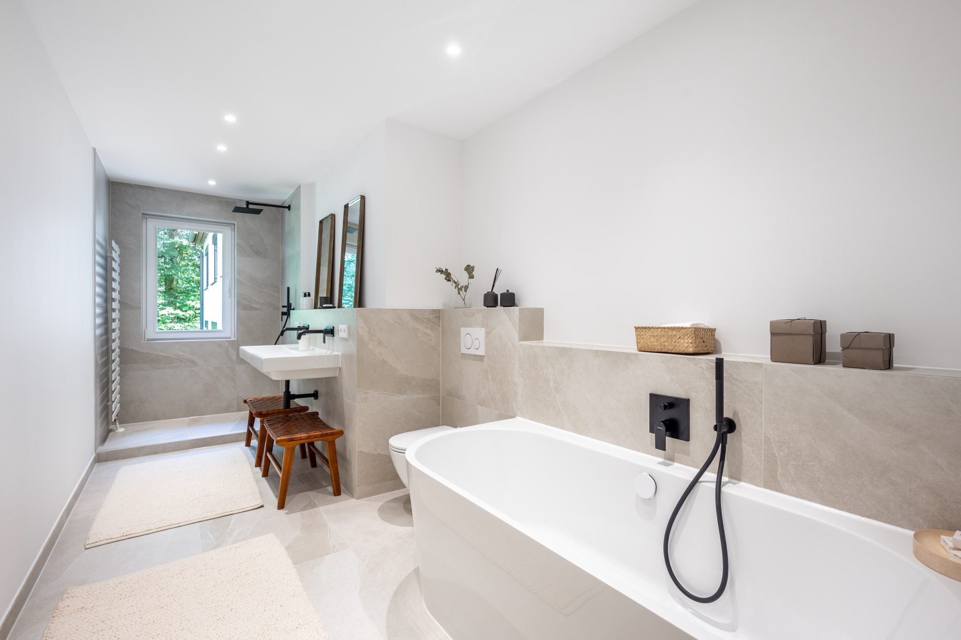 Aigner Immobilien GmbH - Immobilienangebot - 81479 München - Solln - Etagenwohnung - Exklusives Wohnen mit Stil: Luxussanierte Etagenwohnung auf höchstem Niveau