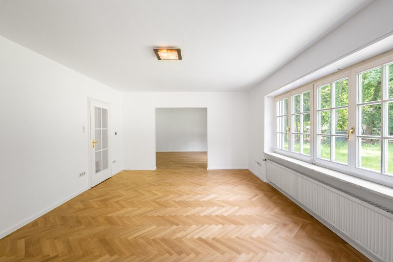 Aigner Immobilien GmbH - Immobilienangebot - 82166 Gräfelfing - Gräfelfing - Einfamilienhaus - Begehrte Villenlage: Anwesen mit 1.275 m² Grundstück, Privatsphäre und Potenzial