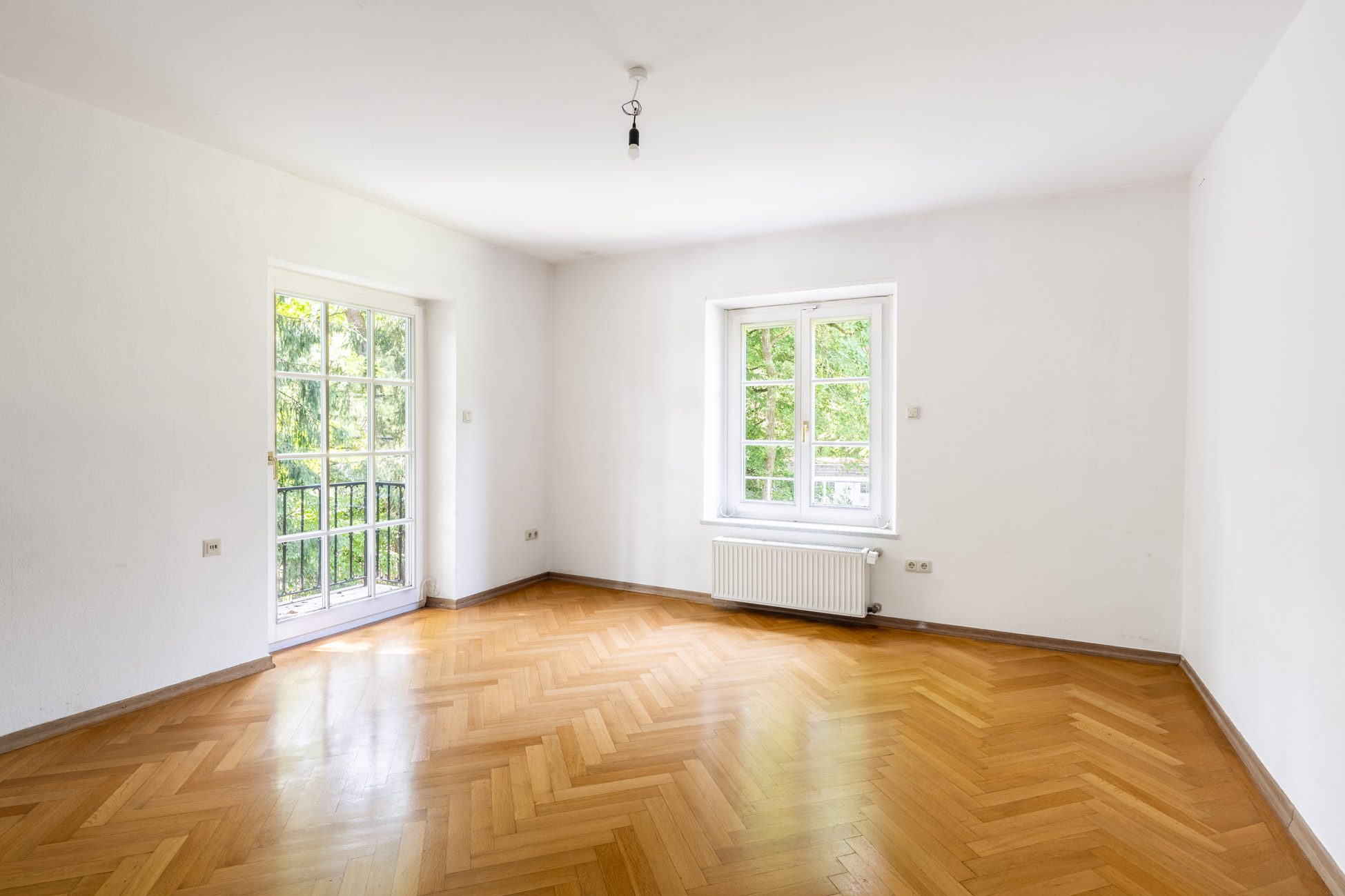 008LangZimmer Aigner Immobilien GmbH - Immobilienangebot - 82166 Gräfelfing - Gräfelfing - Einfamilienhaus - Begehrte Villenlage: Anwesen mit 1.275 m² Grundstück, Privatsphäre und Potenzial